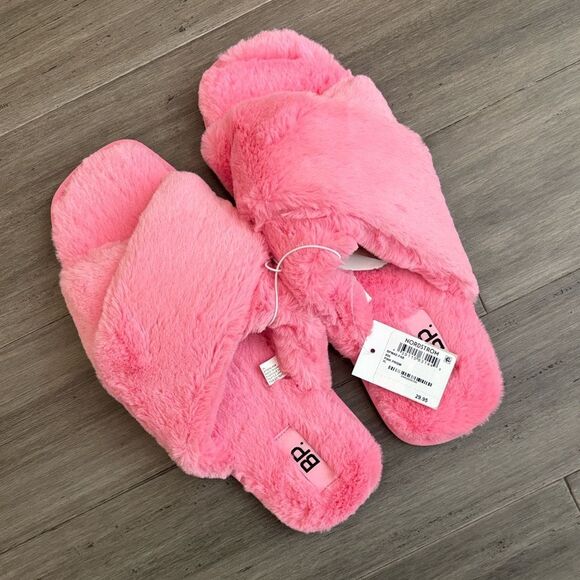 NWT BP Fluffy Soft Slippers Pink Prism XL Nordstrom - Picture 3 of 5